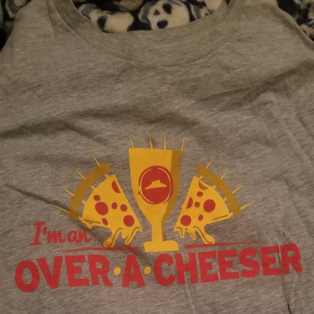 Pizza hut tshirt